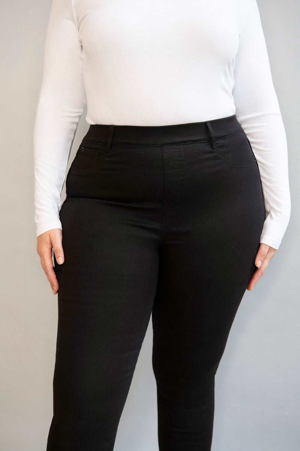 Ultimate 7/8 Jeggings Kurve - Schwarz