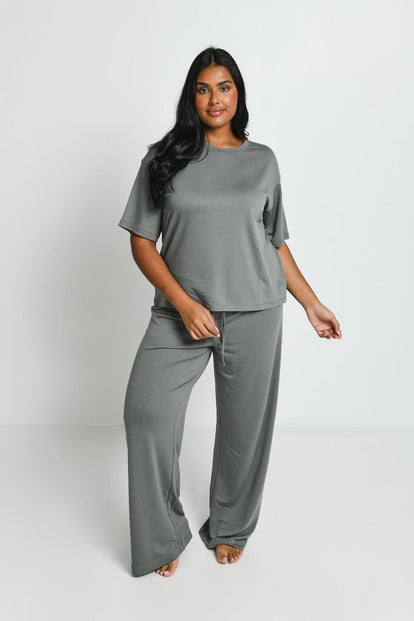 Soft Touch Lounge Set Mit Weitem Bein - Sage Green