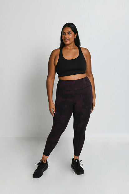 Revitalise 7/8 High Waisted Leggings Curvy - Dark Cherry Tie Dye