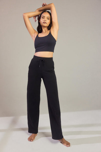 files/EVERYDAY_RIBBED_TROUSER_BLACK_241022_39219_ae2d4fbc-b6c2-4c0f-bd5a-23cb3b024777.jpg
