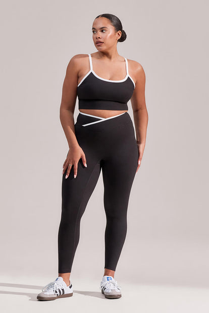 Curve Ultimate Everyday Vest Top - Black