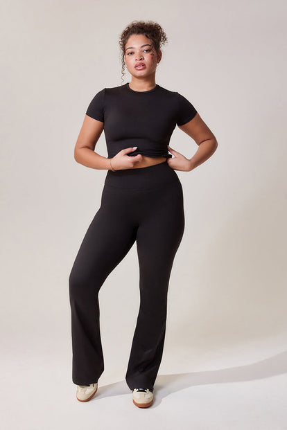 Ultimate Everyday Flare Leggings - Black