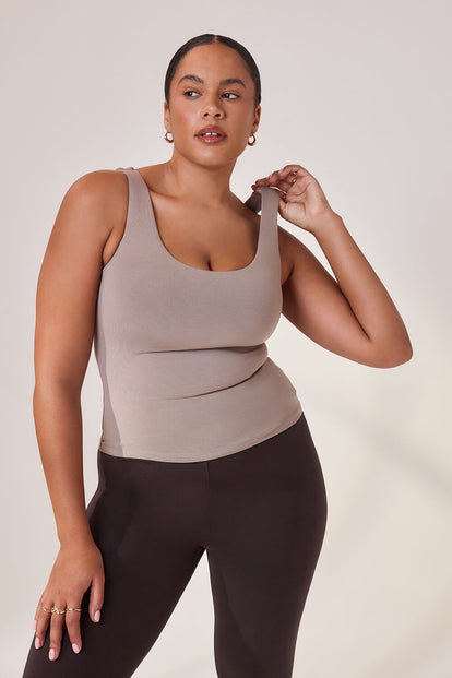 Curve Lightweight Everyday Tank Top - Stone