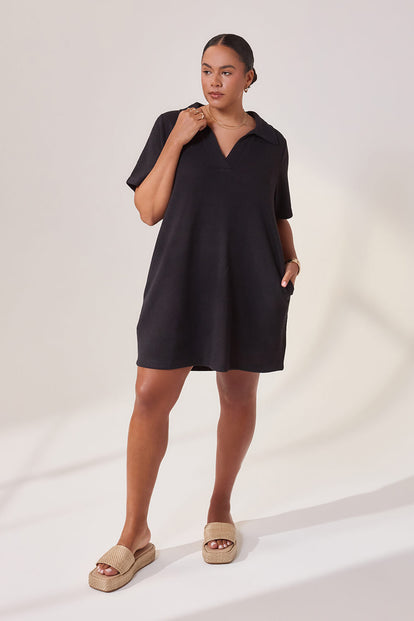 Curve Lightweight Collared Knit Dress - Black