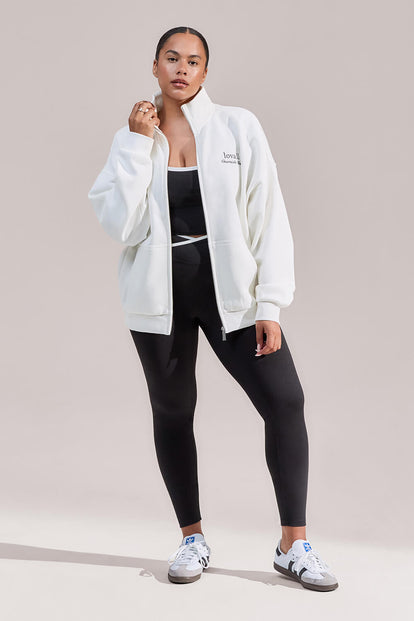 Simone - Height: 5'6 | Wearing Size 42 Tall