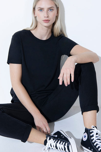Everyday T-Shirt Curvy-Shirt - Black