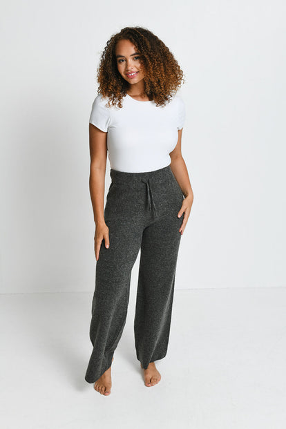 Sonny - Height: 5'9.5 | Wearing Size 12