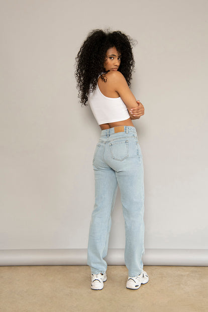 Straight-Fit Jeans - Light Bleach