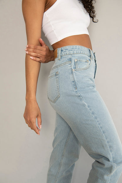 Straight-Fit Jeans - Light Bleach