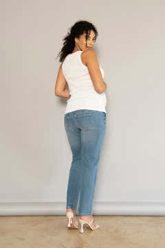 Umstandsjeans mit geradem Bein – Mittelblau
