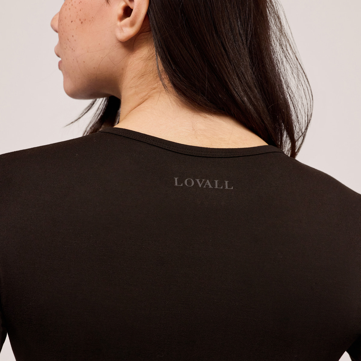 Ultimate Langarmshirt für jeden Tag - Black Coffee