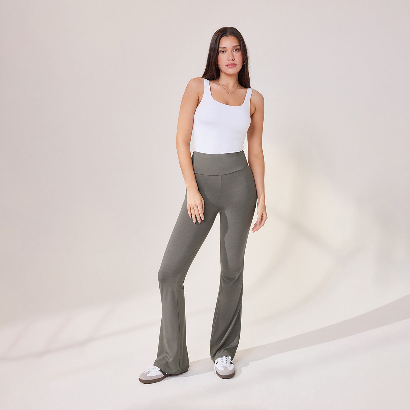 Leichte Leggings mit Schlag - Schiefergrün