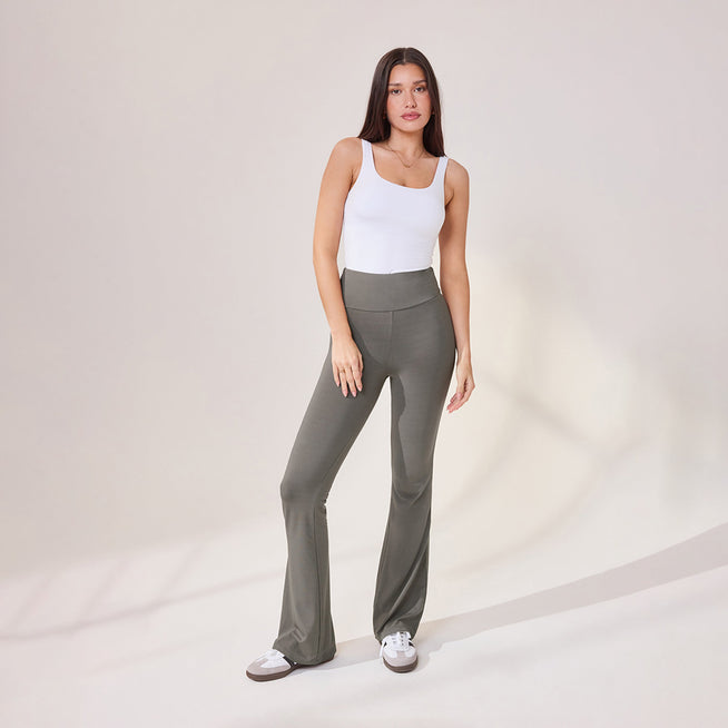 Leichte Leggings mit Schlag - Schiefergrün