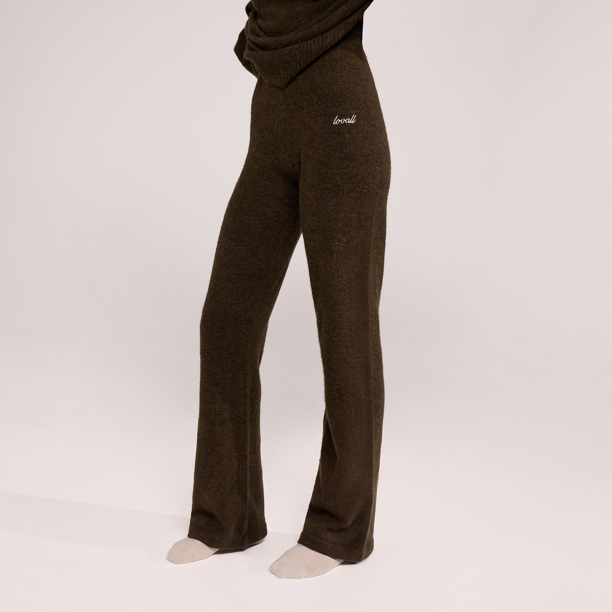 Hose aus gebürstetem Strick mit weitem Bein – Tiefes Oliv