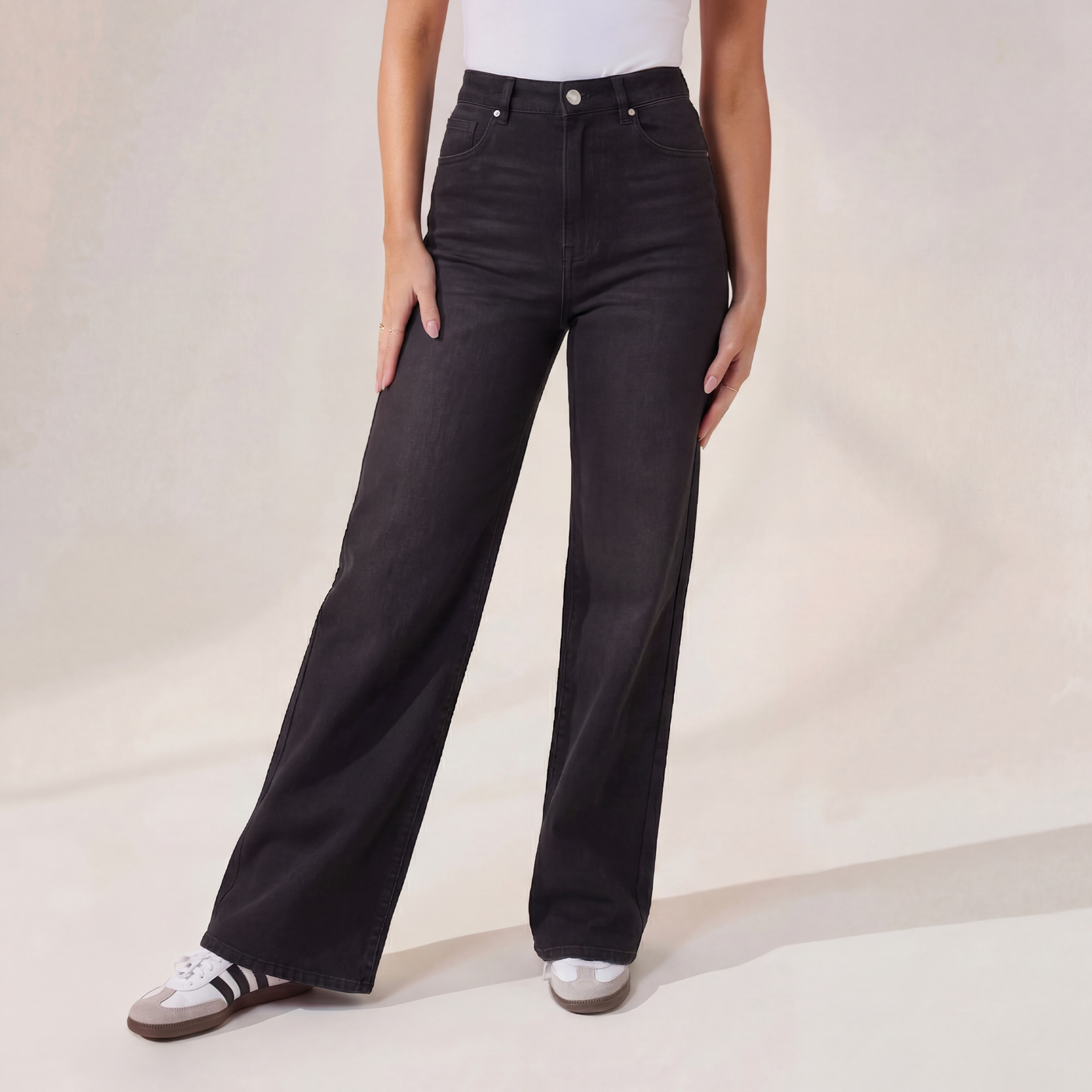 Weite Jeans - Washed Black