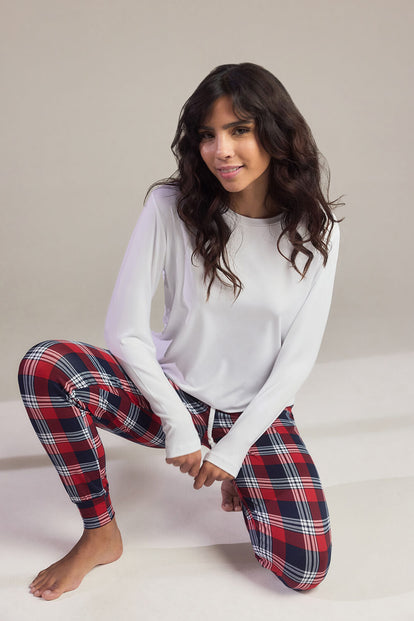 Soft Touch Pyjama Set Curvy - Navy & Red Check