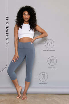 Capri-Leggings aus leichtem Stoff – Steel Blue