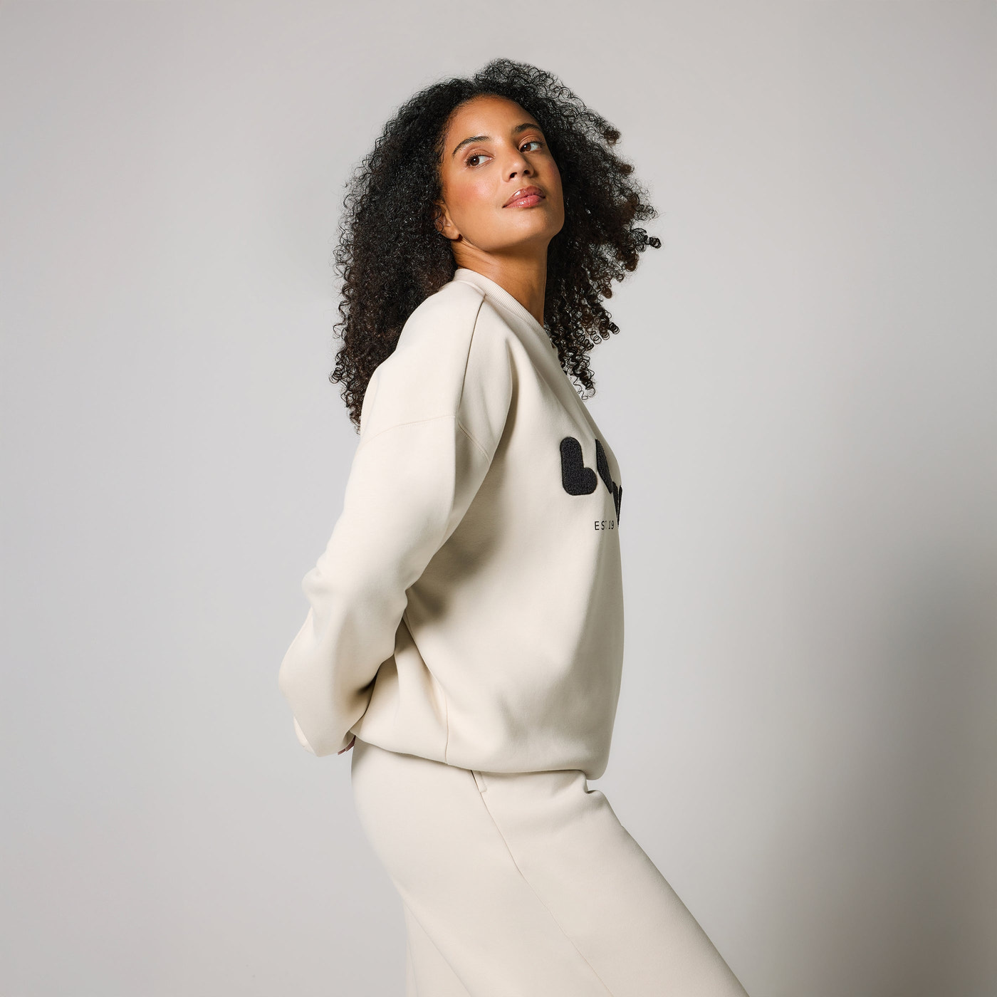 ALL SZN Übergröße Bio-Sweatshirt Curvy Style 2 - Ecru