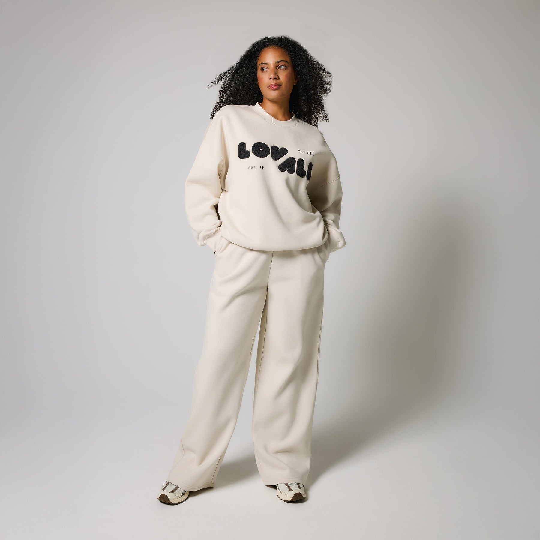 ALL SZN Übergröße Bio-Sweatshirt Curvy Style 2 - Ecru