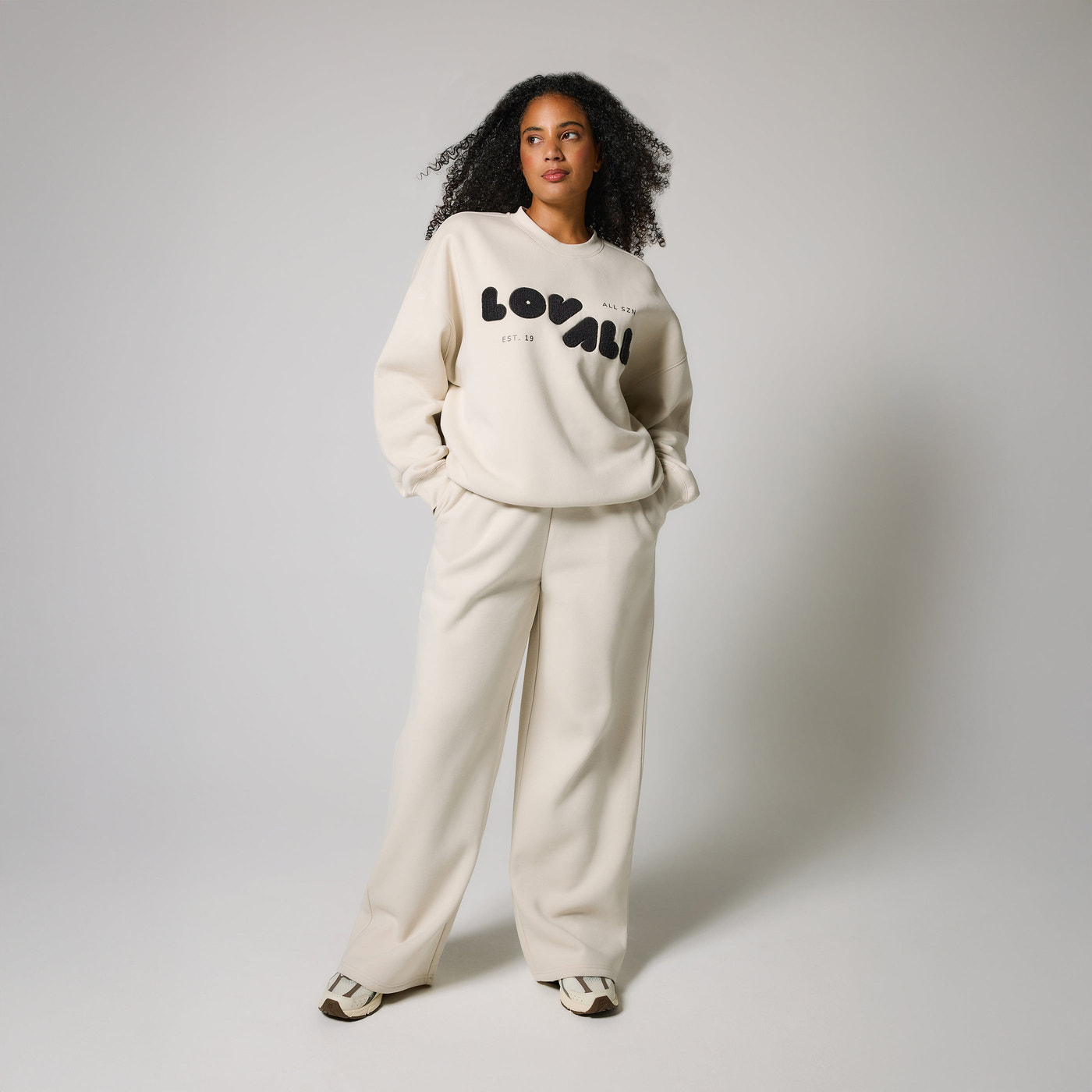 ALL SZN Übergröße Bio-Sweatshirt Curvy Style 2 - Ecru