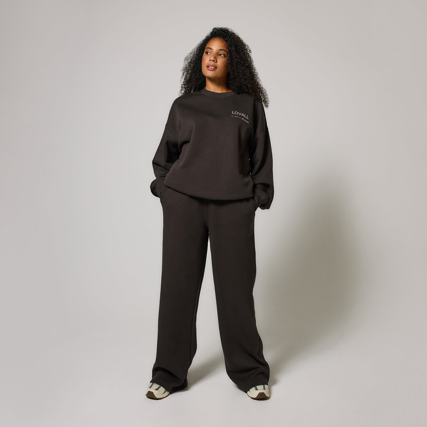 ALL SZN Übergröße Bio-Sweatshirt Curvy Style 3 - Black Coffee