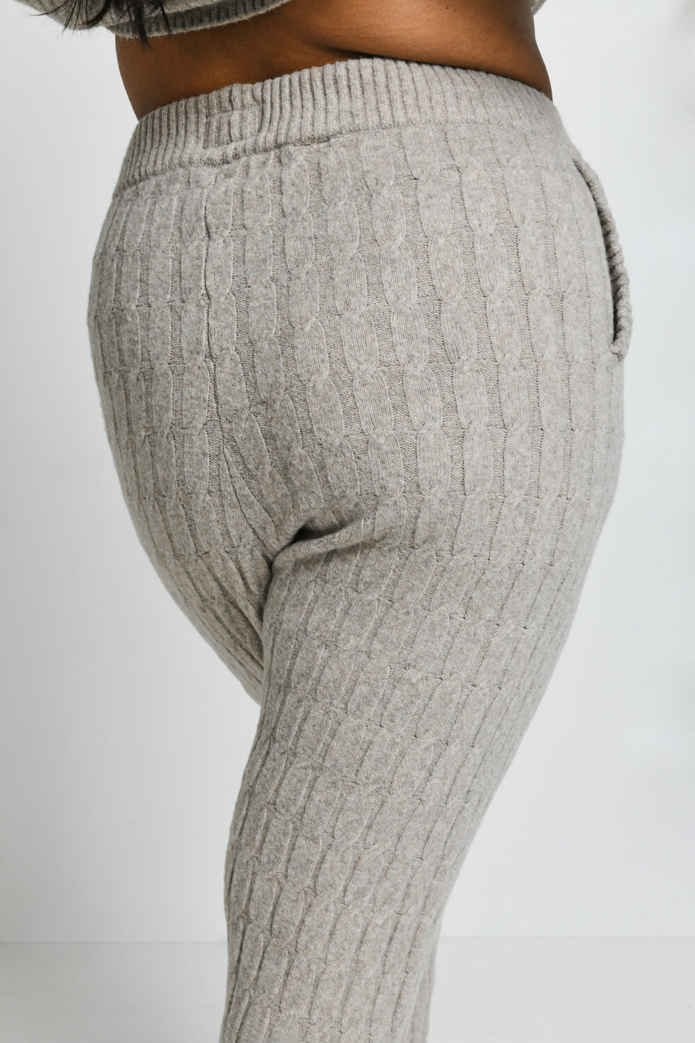 Jogginghose Mit Zopfstrickmuster Curvy - Beige