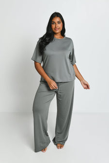 Soft Touch Lounge Set Mit Weitem Bein Curvy - Sage Green