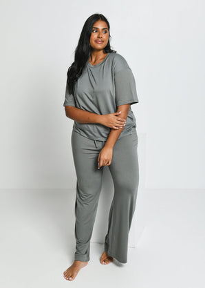 Soft Touch Lounge Set Mit Weitem Bein Curvy - Sage Green