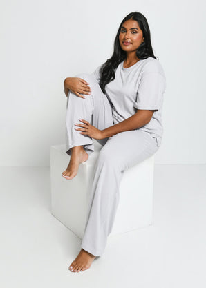 Soft Touch Lounge Set Mit Weitem Bein Curvy - Grey