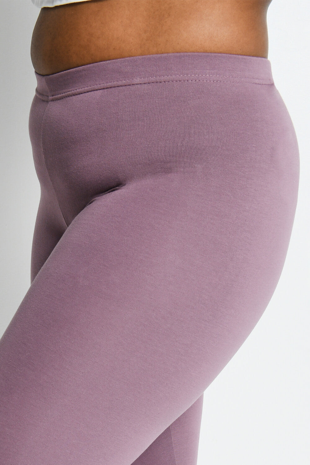 Everyday Cropped Leggings Curvy - Elderberry Purple