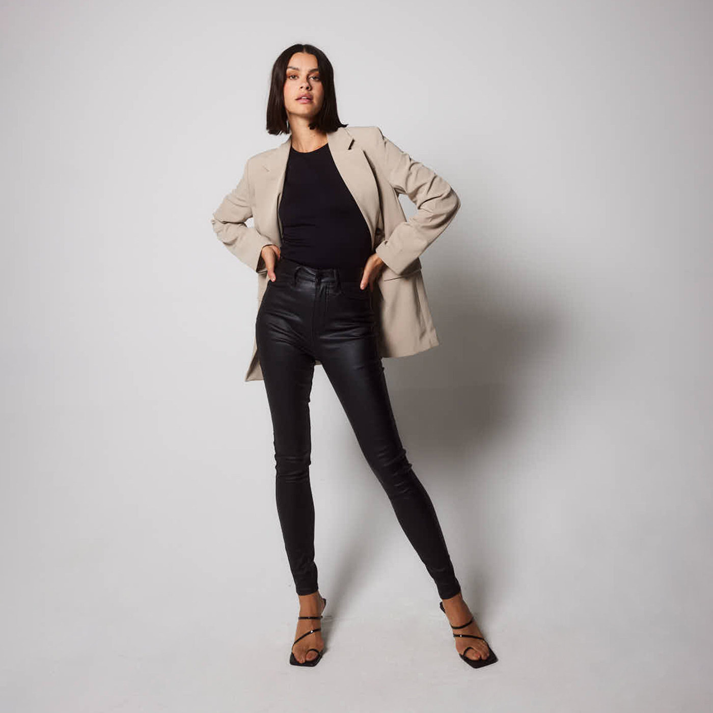 Beschichtete Jeans - Schwarze