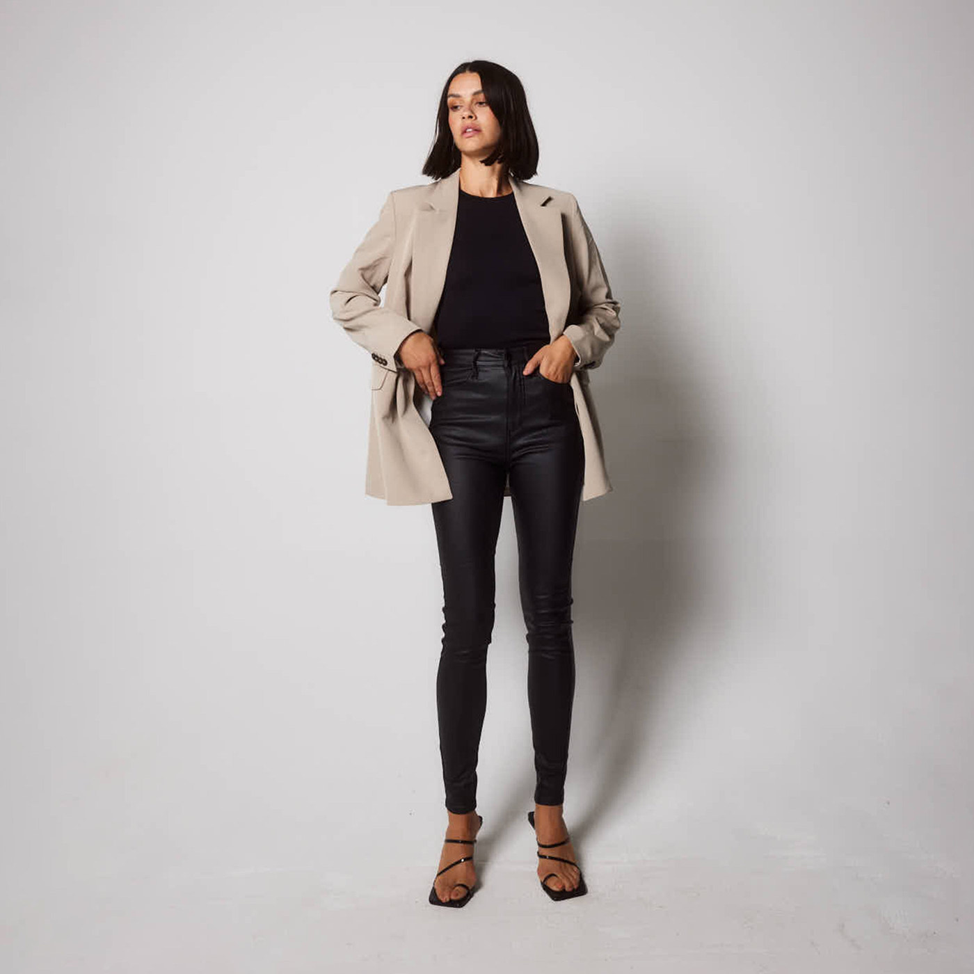 Beschichtete Jeans - Schwarze