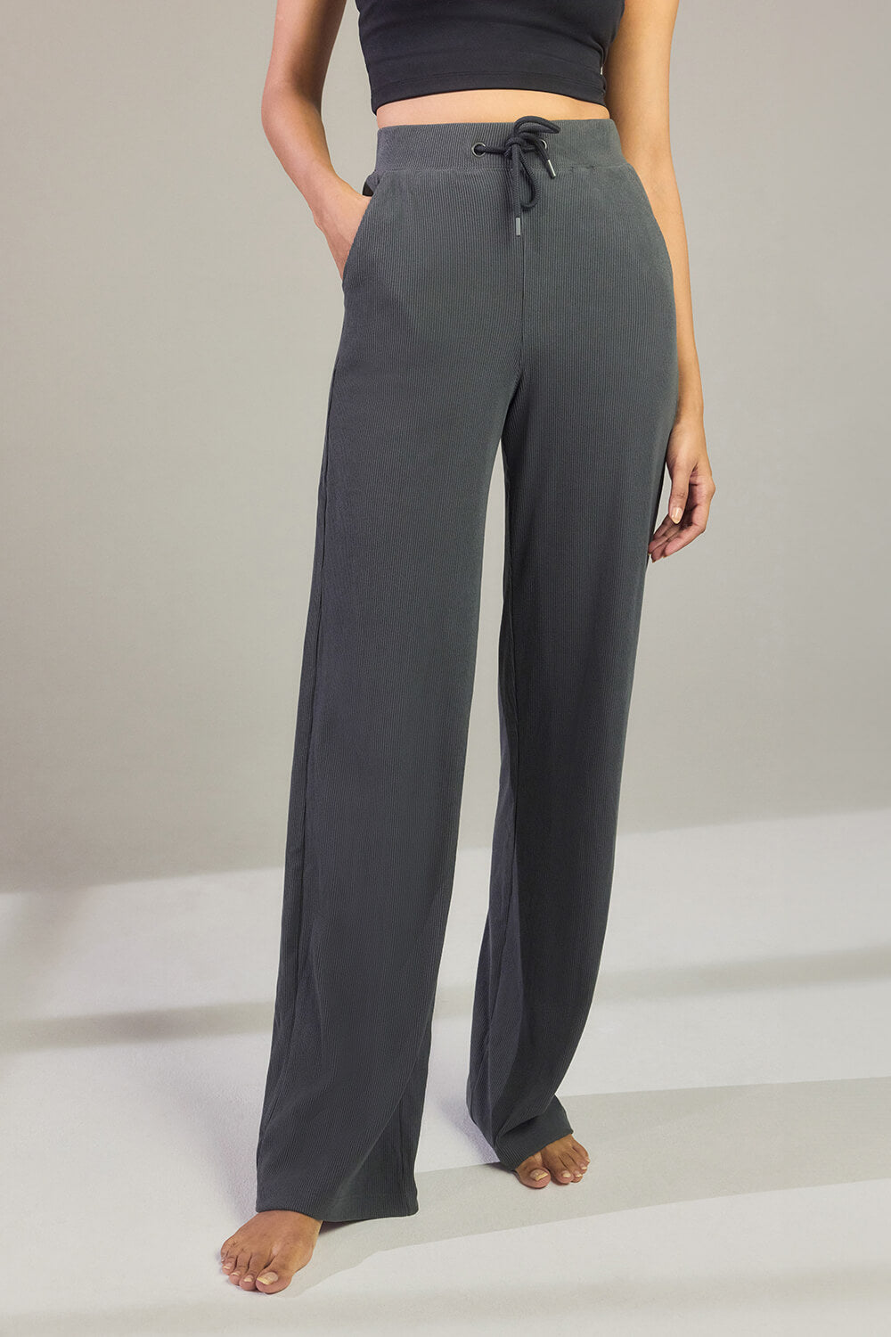 Gerippte Hose mit weitem Bein - Graue