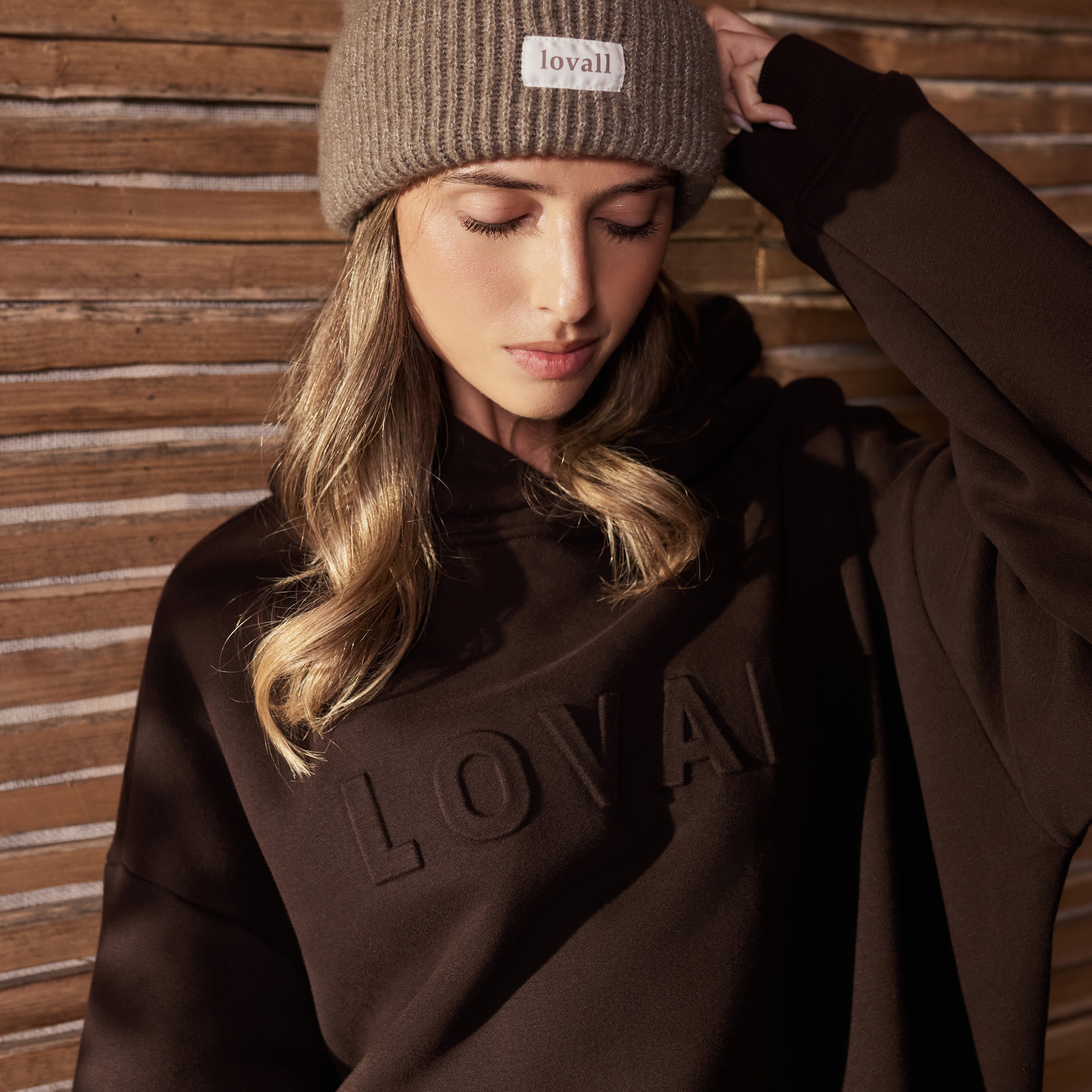 Schwerer Oversized-Hoodie mit Prägung - Espressobraun