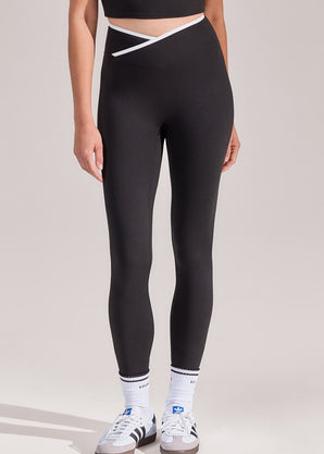 Ultimate Everyday Wrap Waist Leggings - Black