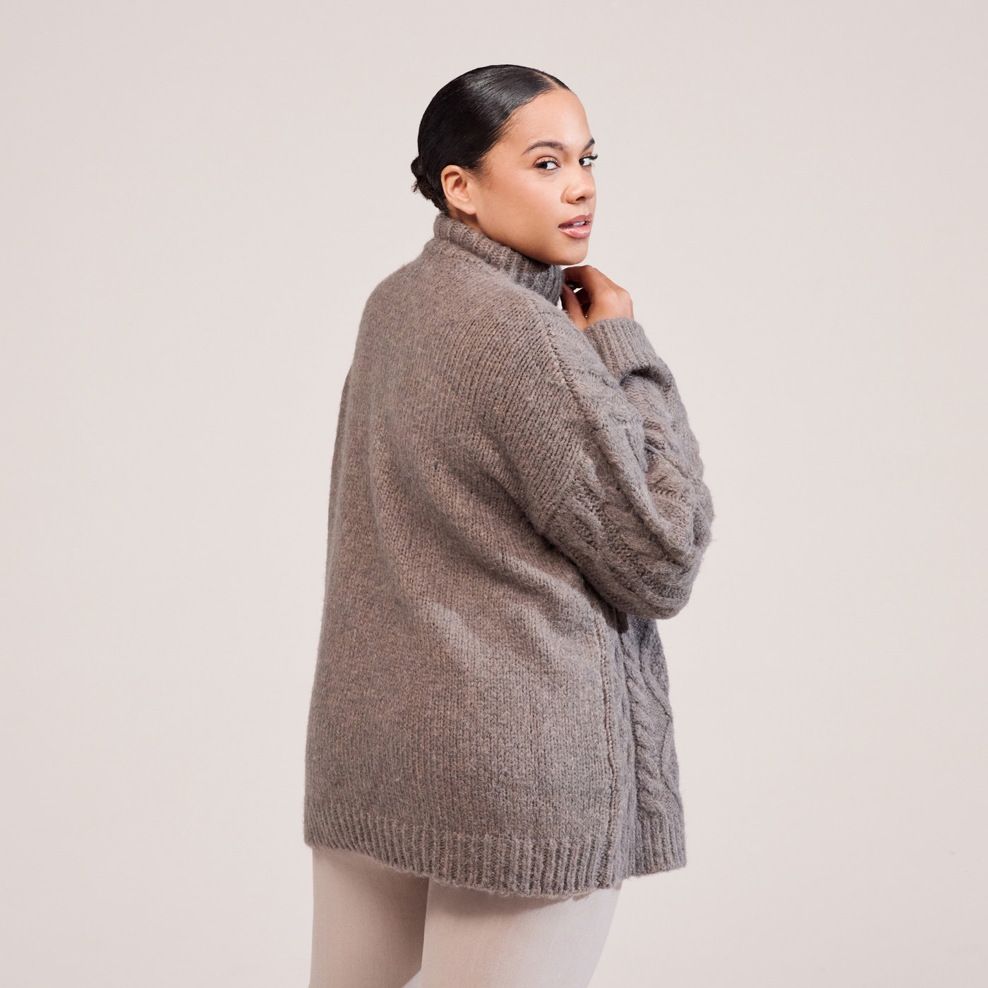 Curve Cable Knit 1/4 Zip Jumper - Mocha