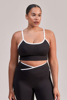 Simone - Height: 5'6 | Wearing Size 42