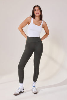 Domenica - Height: 5'9 | Wearing Size 34 Tall