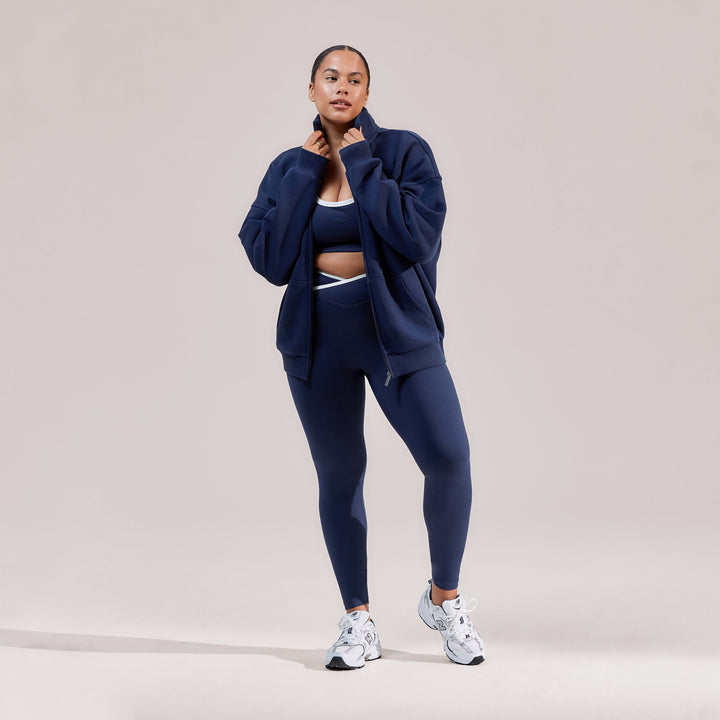 Trichterhals-Reißverschlussjacke aus Biobaumwolle – Marineblau