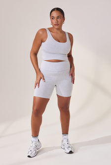 Simone - Height: 5'6 | Wearing Size 42 Tall