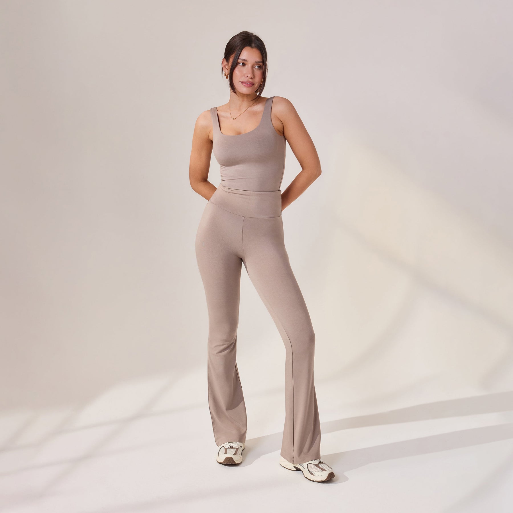 Leichte Leggings mit Schlag - Stone