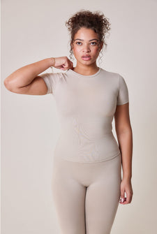Curve Ultimate Everyday T-shirt - Oatmeal Beige