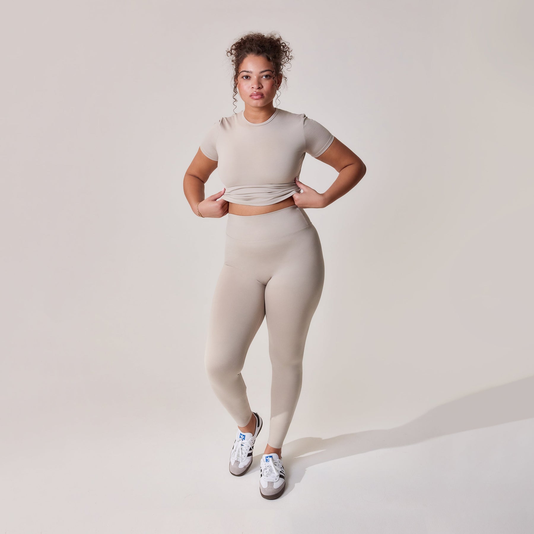 Alltägliche Ultimate Leggings Kurve - Haferbeige