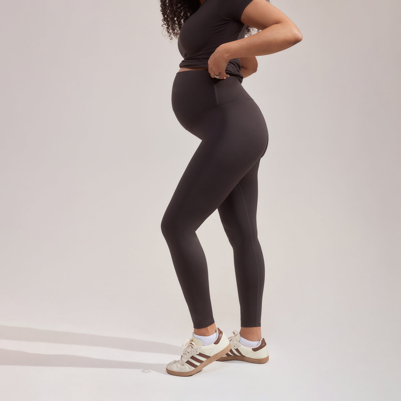 Alltägliche Ultimate Umstandsleggings - Schwarzkaffee