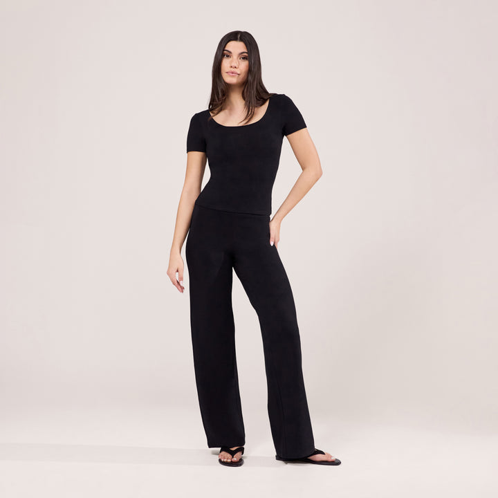 Leichte Hose mit weitem Bein – Schwarz