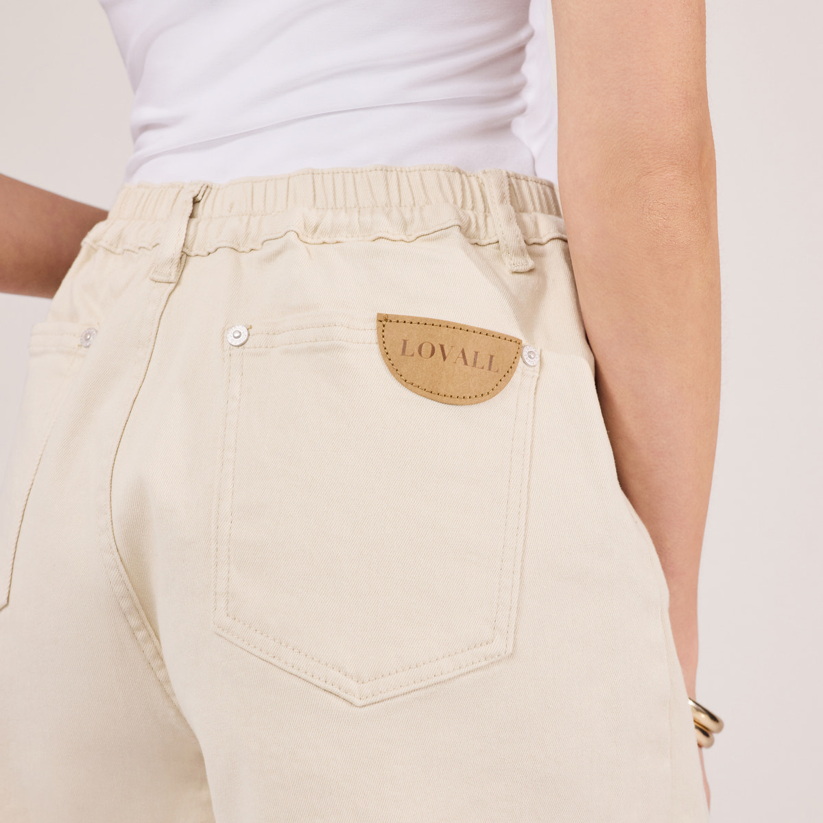 Stretch-Jeans-Shorts – Ecru
