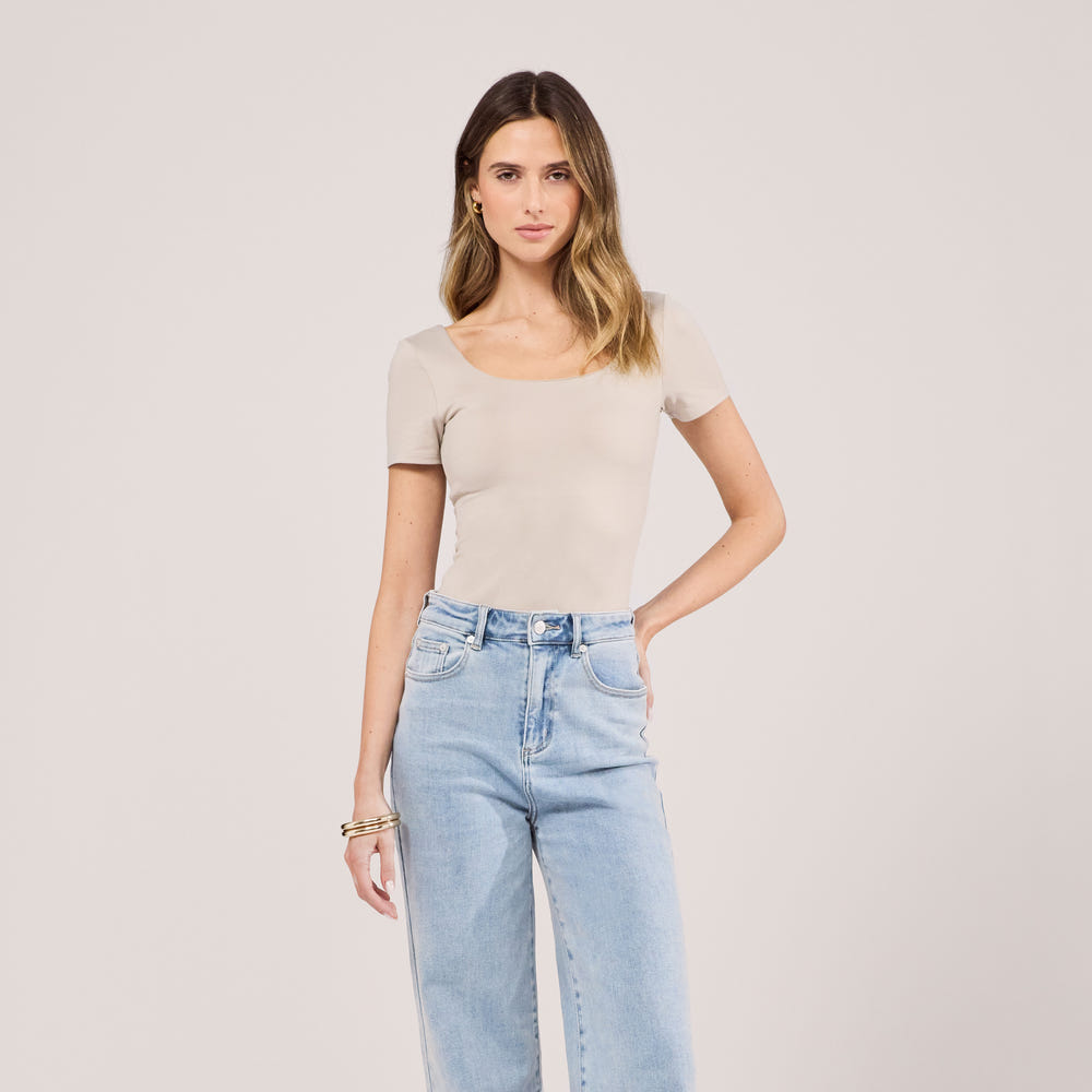 Ultimativer Alltags-Bodysuit – Haferflocken-Beige