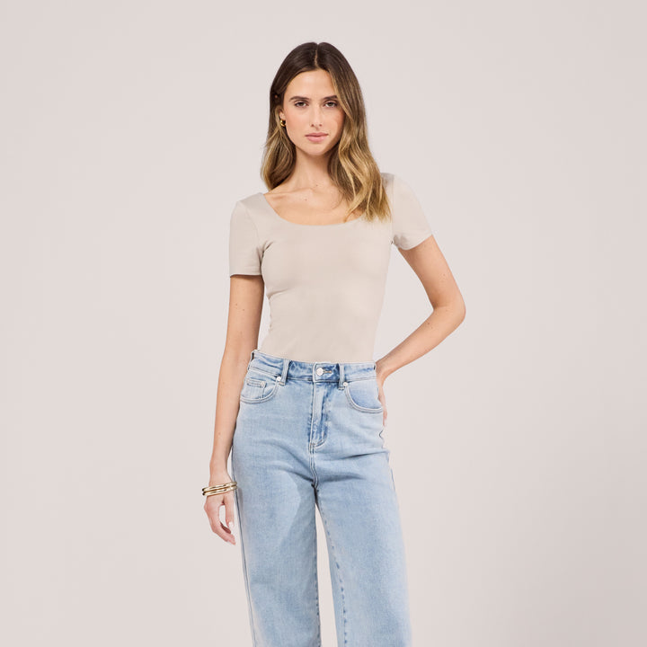 Ultimativer Alltags-Bodysuit – Haferflocken-Beige