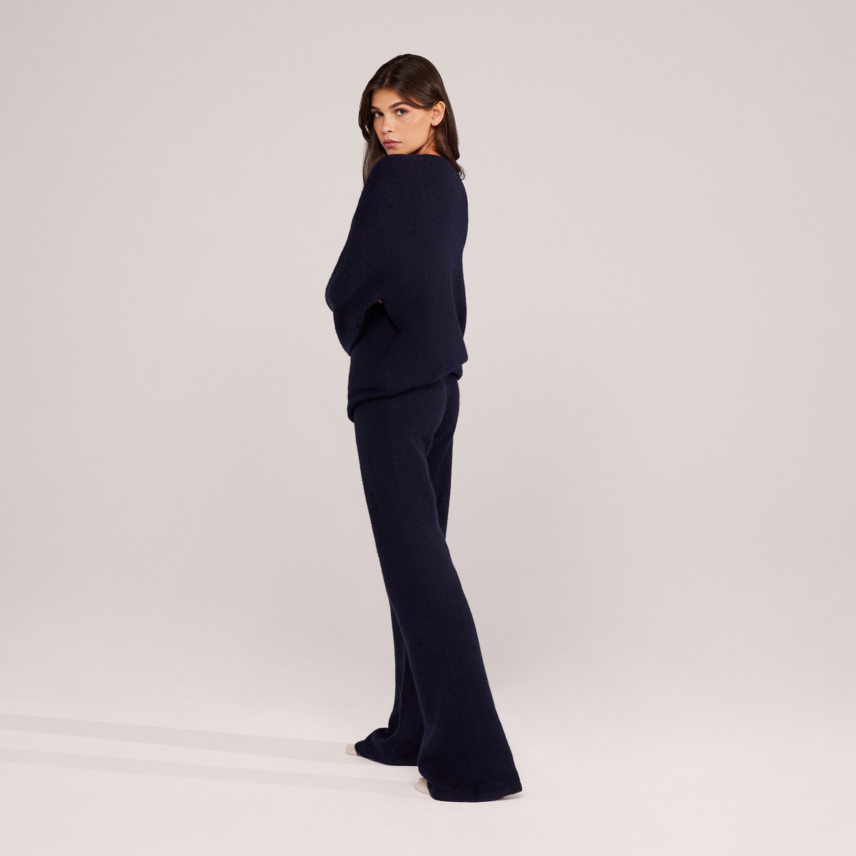 Jumper, Oversized, Strick, angeraut, mit Schriftzug – Marineblau