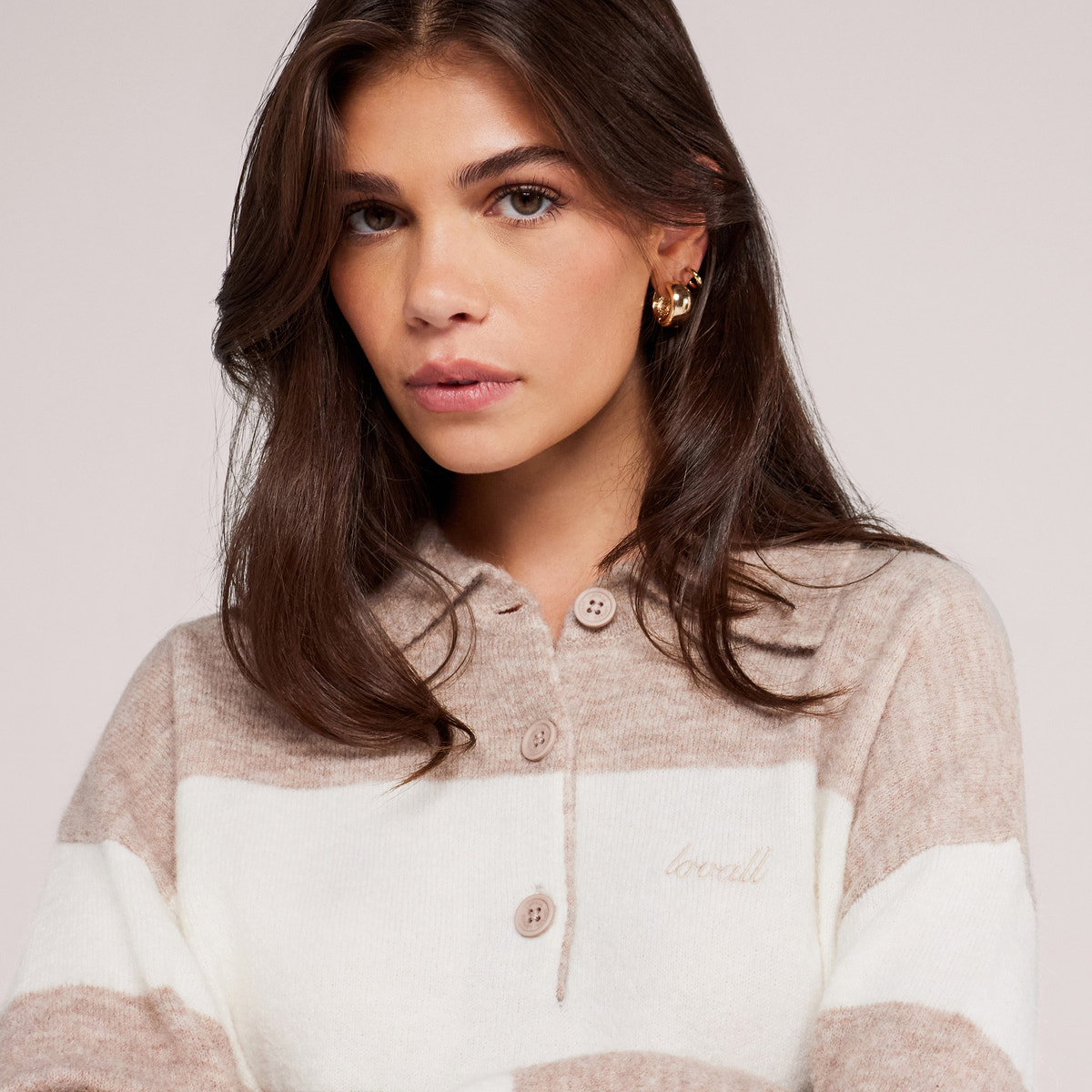 Gebürsteter Strick Oversized Polo Pullover - Beige Gestreift